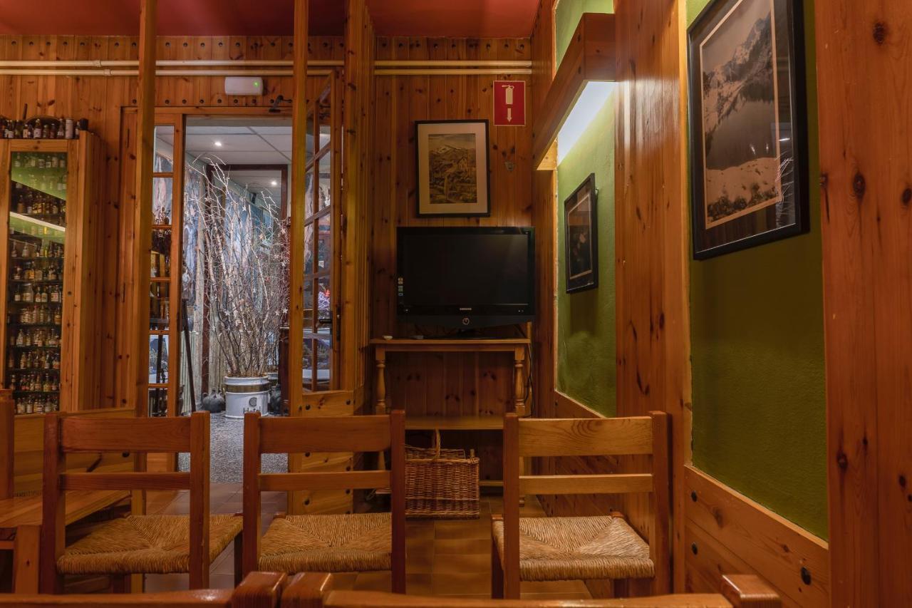 Hotel Cardos Ribera de Cardós المظهر الخارجي الصورة