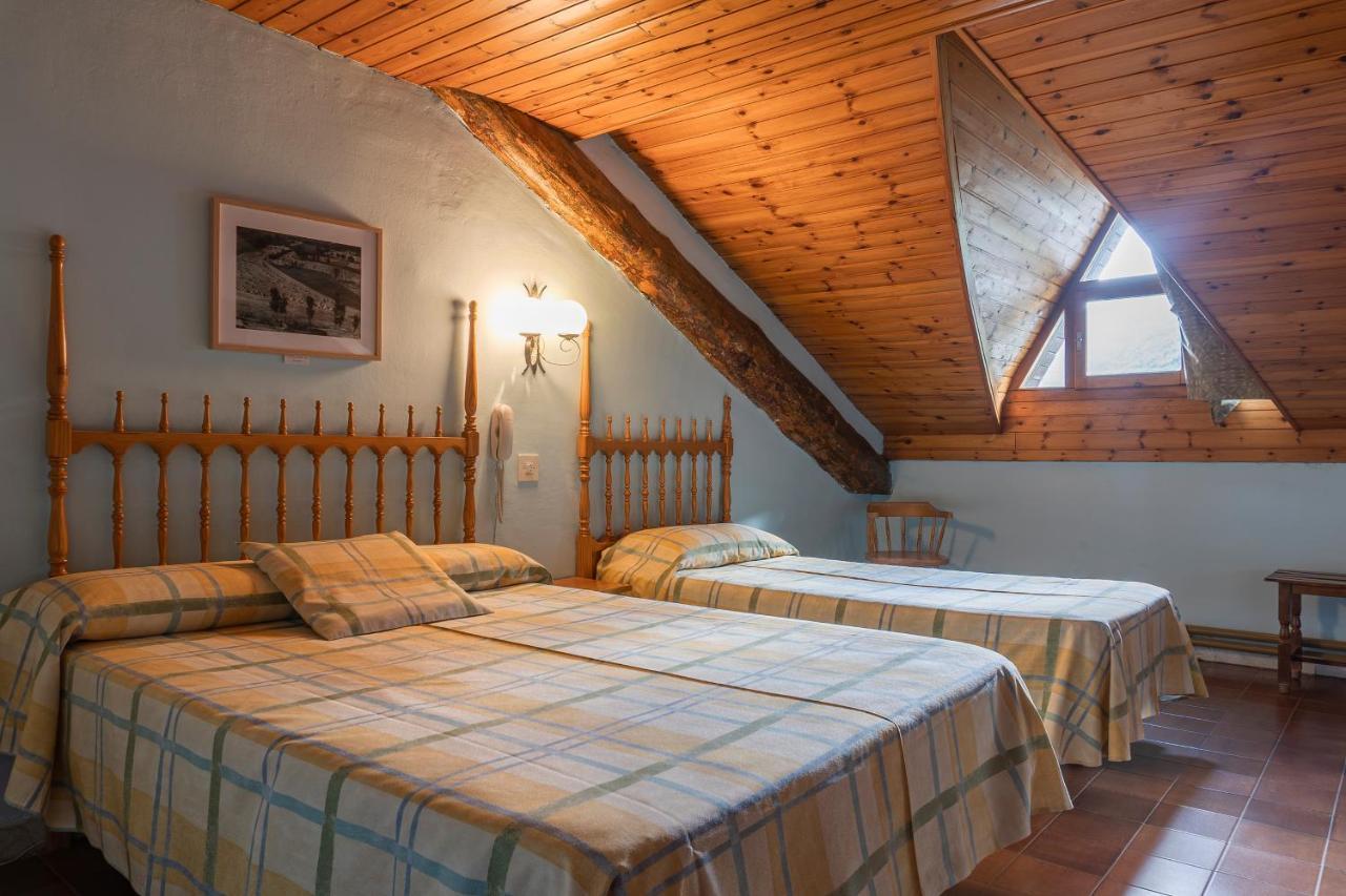 Hotel Cardos Ribera de Cardós المظهر الخارجي الصورة