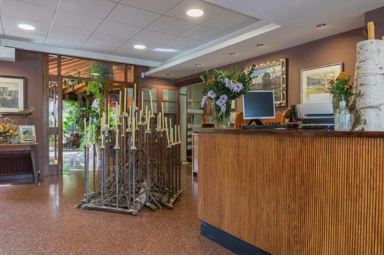 Hotel Cardos Ribera de Cardós المظهر الخارجي الصورة