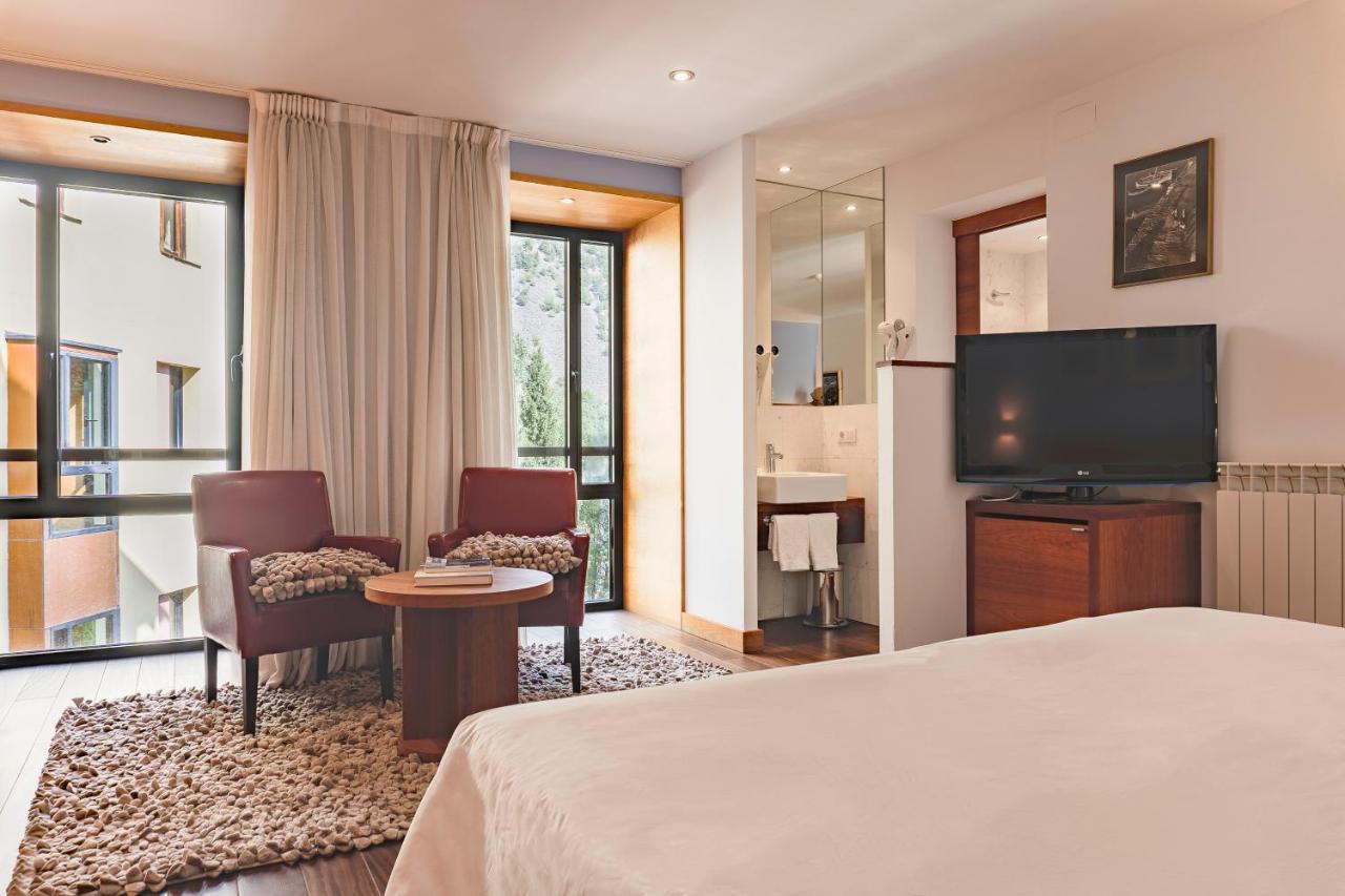 Hotel Cardos Ribera de Cardós المظهر الخارجي الصورة