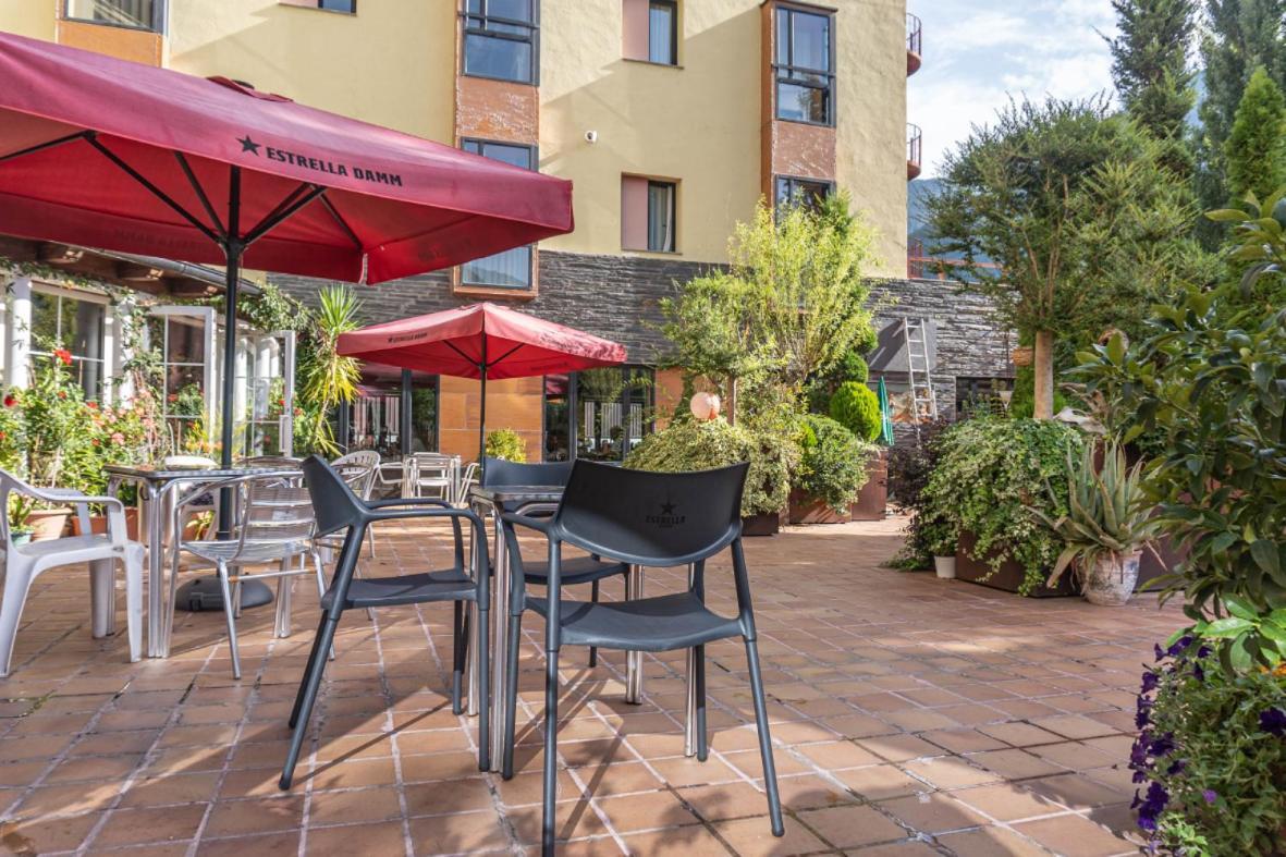 Hotel Cardos Ribera de Cardós المظهر الخارجي الصورة
