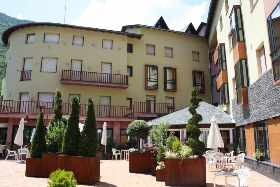 Hotel Cardos Ribera de Cardós المظهر الخارجي الصورة